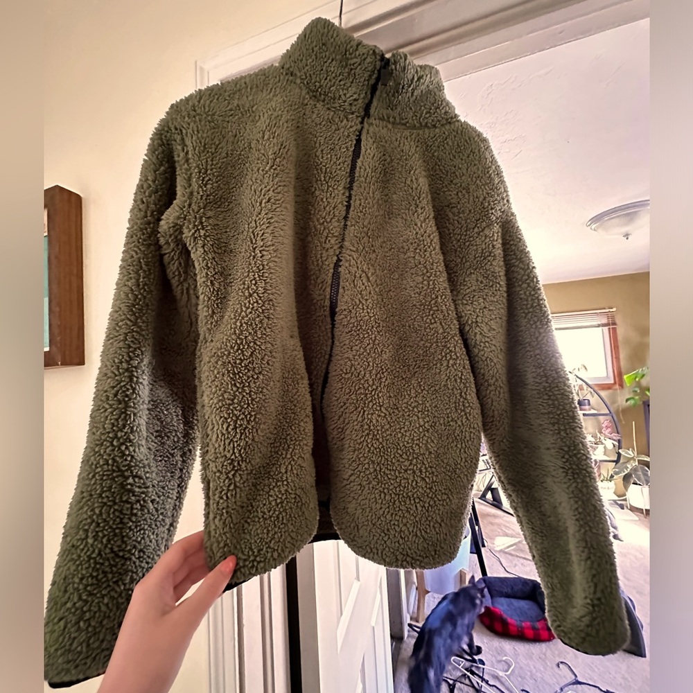 ~SOLD~ PINK Victoria Secret Fuzzy Teddy Jacket